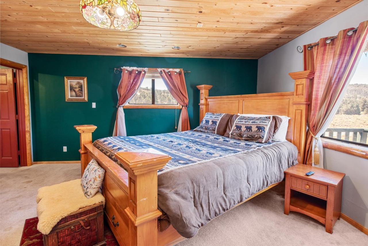 Bear Family Ranch - Perfect For Groups! Ideal Location For Stargazing And Sky Watching! Біг-Беар-Сіті Екстер'єр фото