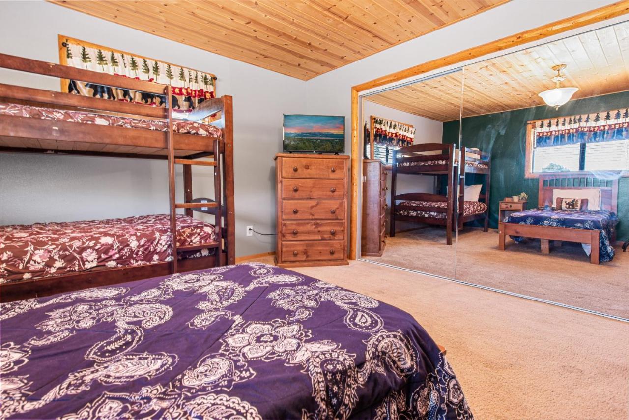Bear Family Ranch - Perfect For Groups! Ideal Location For Stargazing And Sky Watching! Біг-Беар-Сіті Екстер'єр фото